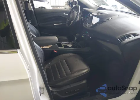 2017 Ford Escape Titanium из США, поврежденный, VIN 1FMCU9J93HUE30852